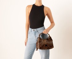 Bolsa Tiracolo Média Merlot Animal Print