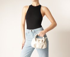 Bolsa Tiracolo Pequena Puffer Alça Trança Branca