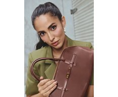 Bolsa Tiracolo  Média Verniz Madrid Marrom