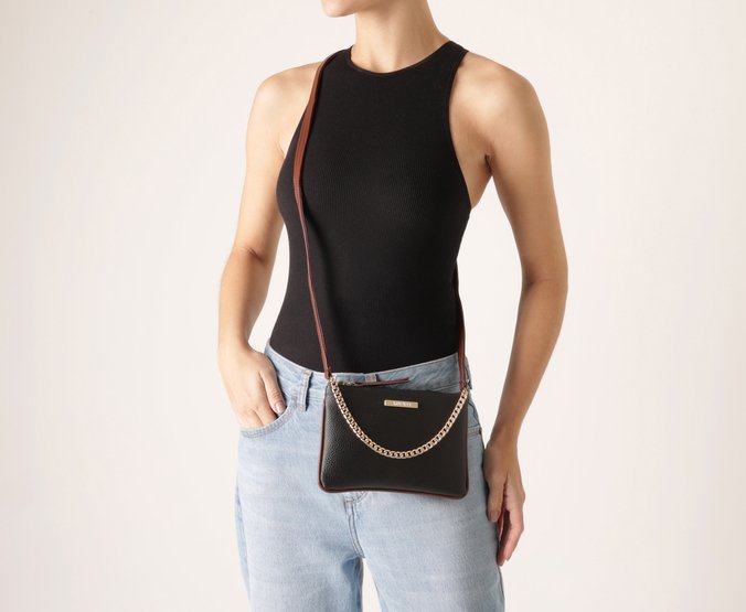 Bolsa Tiracolo Média Corrente Preta