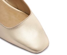 Sapatilha Salto Bloco Slingback Ponta Quadrada Dourada