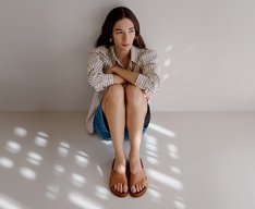 Papate Tiras Cruzadas Nina Marrom