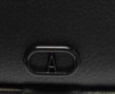 Bolsa Tiracolo Pequena Cápsula Mono Arredondada Preta