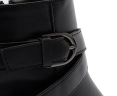 Bota Cano Curto Fivela Preta