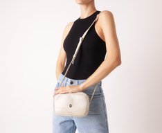 Bolsa Tiracolo Pequena Cápsula Metal Branca