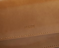 Bolsa Tiracolo Pequena Estruturada Marrom