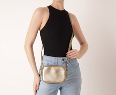 Bolsa Tiracolo Pequena Essencial Dourada