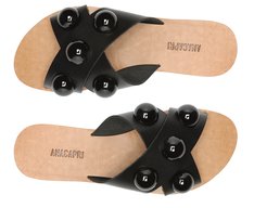 Rasteira Tiras Cruzadas Couro Adorno Preta