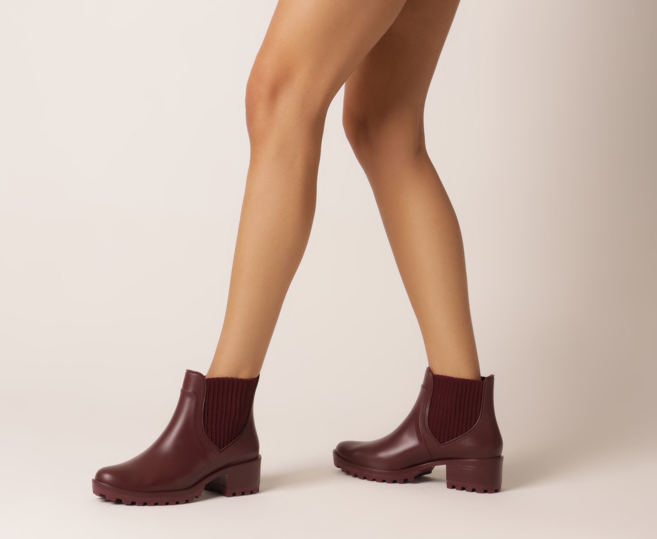Bota Roxa Chelsea Pl stico Tratorada Anacapri