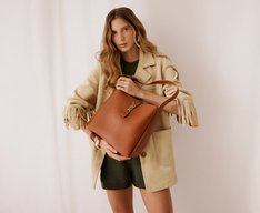Bolsa Shopping Grande Hobo Pin A Marrom