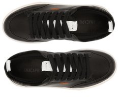 Tênis Preto e Branco Versátil