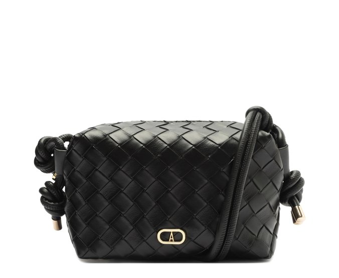 Bolsa Tiracolo Média Tiras Trançadas Preta