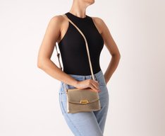 Bolsa Tiracolo Pequena Detalhe Metálico Dourada