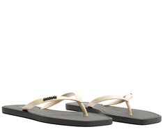 Chinelo de Dedo Bico Quadrado Preto