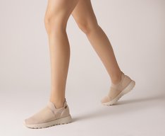 Tênis Slip On Knit Faixa Sporty Bege
