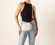Bolsa Crossbody Média Branca Matelassê Zig Zag