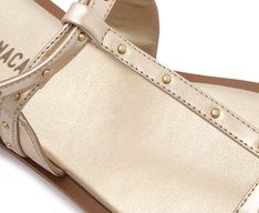 Rasteira Tiras Finas Tachas Dourada