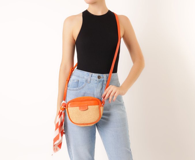 Bolsa Tiracolo Média Raffia Com Lenço Laranja