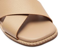 Rasteira Tiras Cruzadas Comfy Bege