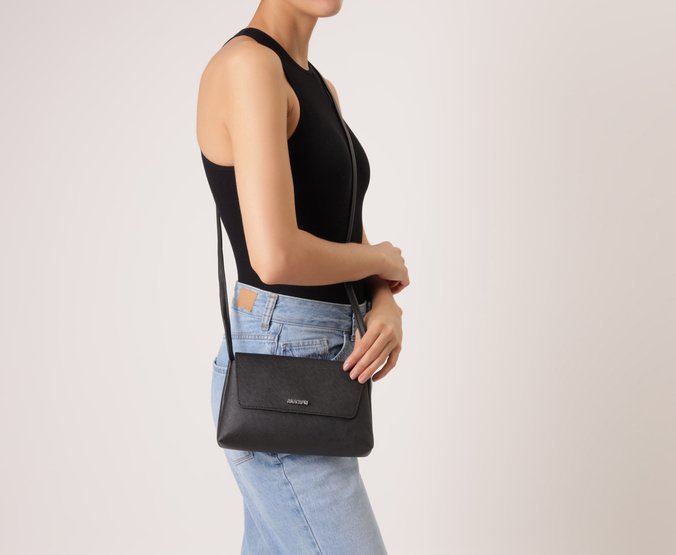 Bolsa Tiracolo Média Clássica Preta