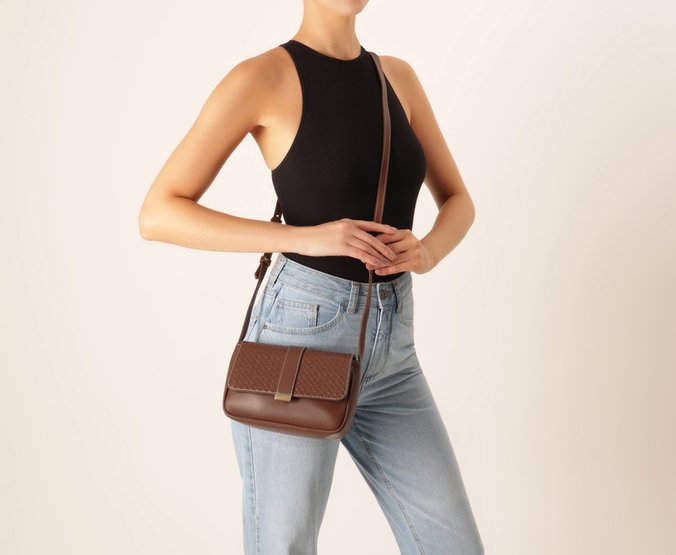 Bolsa Tiracolo Média Tressê Veneta Marrom