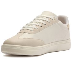 Tênis Pontilhado Lateral Branco Detalhe Dourado