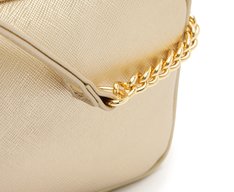 Bolsa Tiracolo Pequena Essencial Dourada