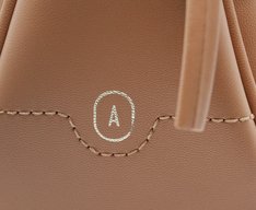 Bolsa Tiracolo Baguete Média Arredondada Rosa