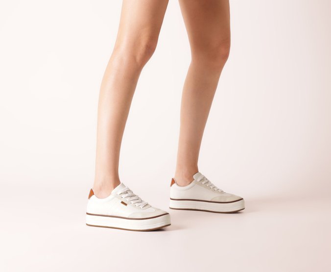 Tênis Flatform Branco Listra Marrom