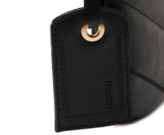 Bolsa Tiracolo Média Matelassê Zig Preta