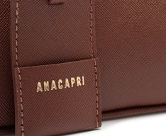 Tiracolo Pequena Bag Charm Marrom Caramelo