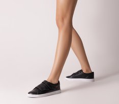 Tênis Slip On Velcro Preto