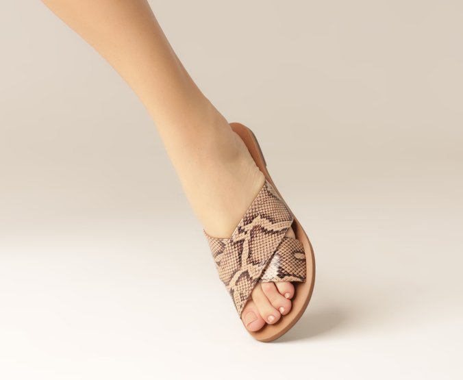 Rasteira Tiras Cruzadas Snake Animal Print