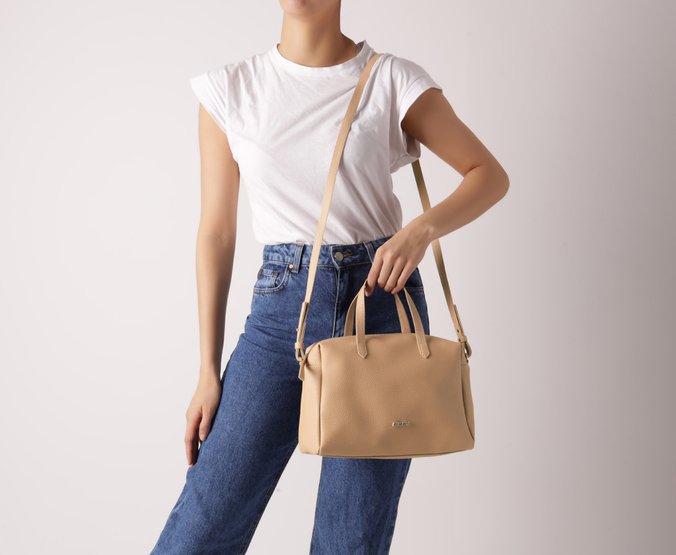 Bolsa Tote Média Maxxi Arredondada Bege