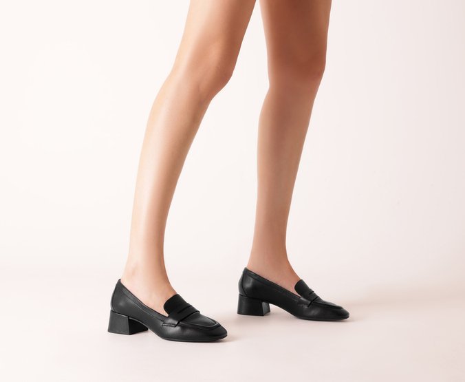 Mocassim Salto Bloco Loafer Preto