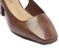 Sapatilha Salto Bloco Slingback Ponta Quadrada Marrom