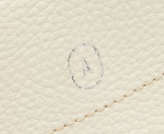 Bolsa Tiracolo Pequena Tampa Pop Branca