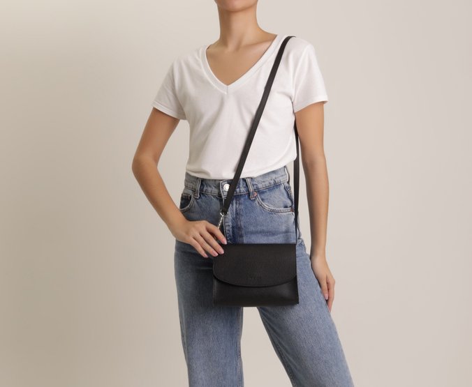 Bolsa Tiracolo Média Maxxie Preto