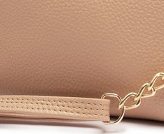 Bolsa Tiracolo Pequena Texturizada Bege