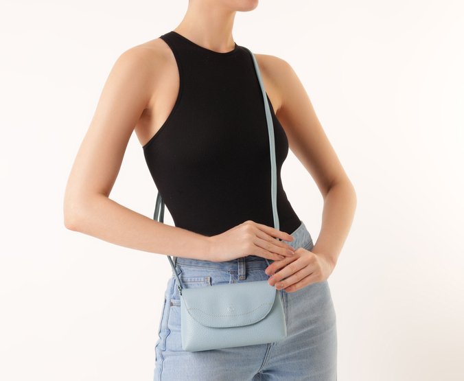 Bolsa Tiracolo Pequena Tampa Pop Azul