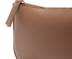 Bolsa Tiracolo Pequena Cápsula Mono Marrom