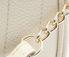 Bolsa Tiracolo Pequena Arredondada Branca
