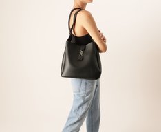 Bolsa Shopping Grande Hobo Pin A Preta