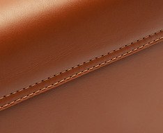 Bolsa Tiracolo Média Daily Marrom