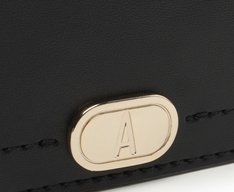 Bolsa Tiracolo Média Lisa Preta