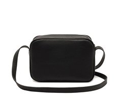 Bolsa Tiracolo Média Matelassê Triangular Arredondada Preta