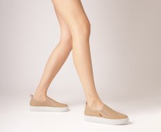 Tênis Slip On Sola Alta Bege