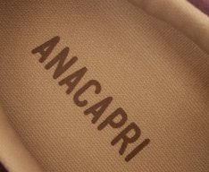 Tênis A'25 Bordô e Amarelo