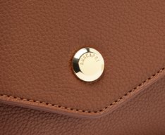 Bolsa Tiracolo Pequena Minimalista Marrom
