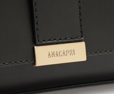 Bolsa Tiracolo Baguete Média Estruturada Preta